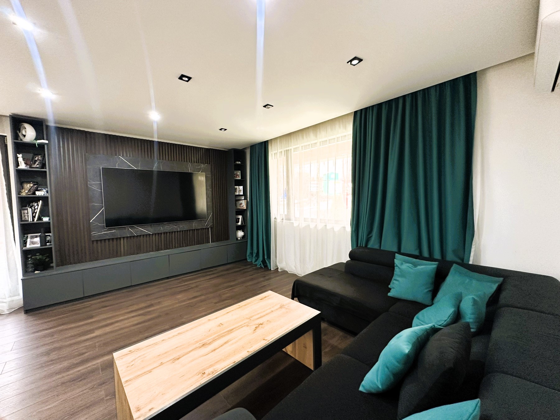 снимка